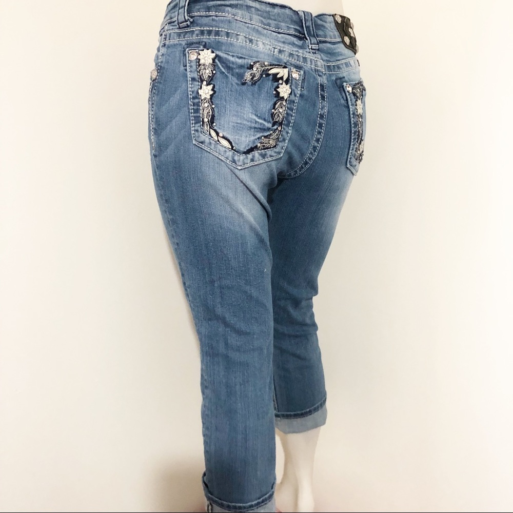 ***SOLD**MISS ME boyfriend Capri jeans flower - Picture 5 of 8